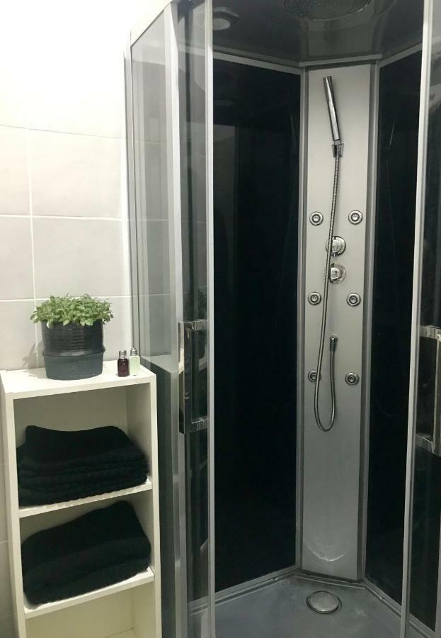 Studio Craffe Nancy - Calme Cosy Lumineux Et Parking Apartment Exterior foto